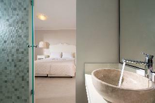 Notos Hotel & Suites