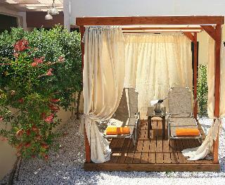 Katrin Hotel And Bungalows