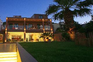 Katrin Hotel And Bungalows