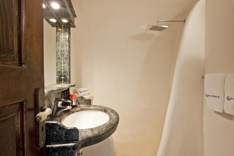 Alexander's Boutique Hotel