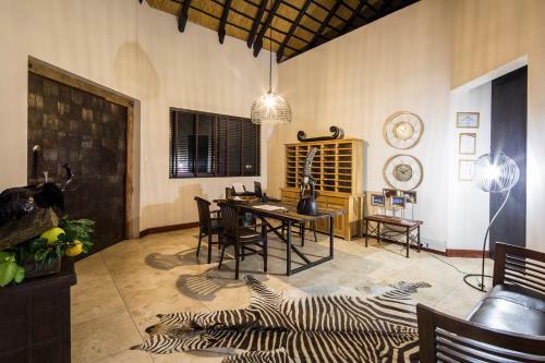 La Rochelle Lodge