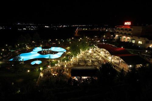Alexander Hotel