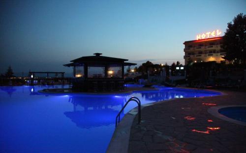 Alexander Hotel