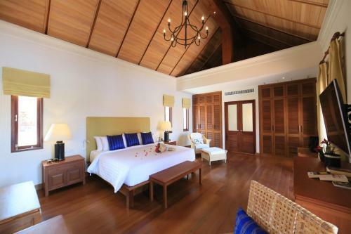 Hotel Le Menara Khao Lak Beachfront Villa & Resort
