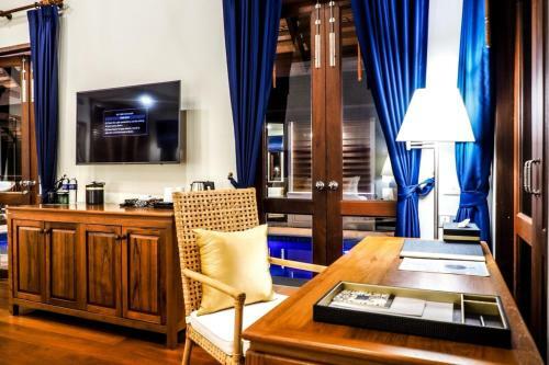 Hotel Le Menara Khao Lak Beachfront Villa & Resort