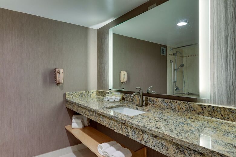Hotel Holiday Inn Express Aberdeen-chesapeake House