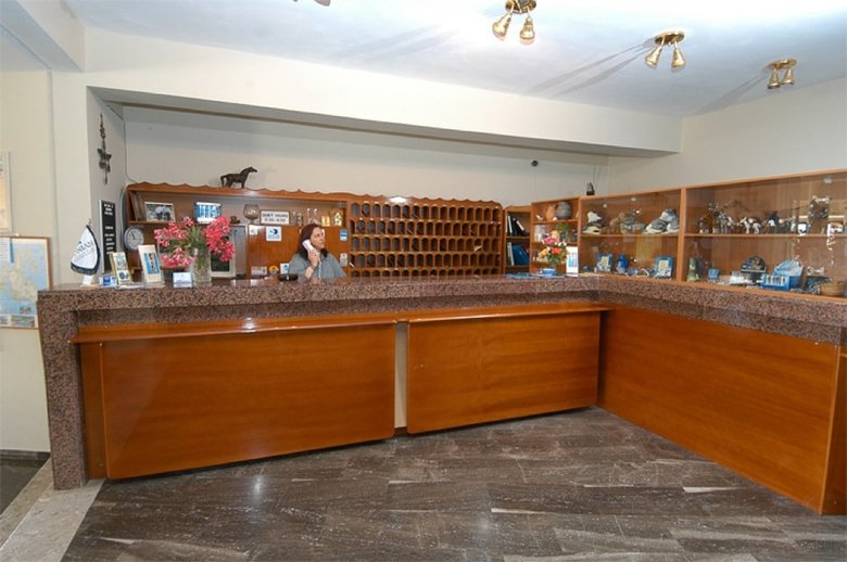Karavados Hotel