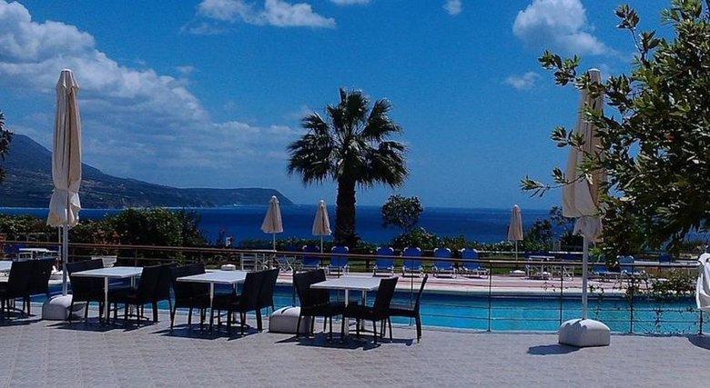 Karavados Hotel