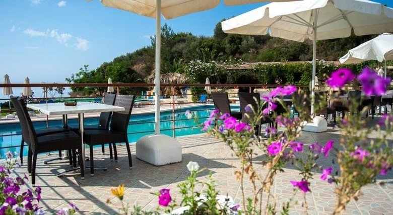 Karavados Hotel