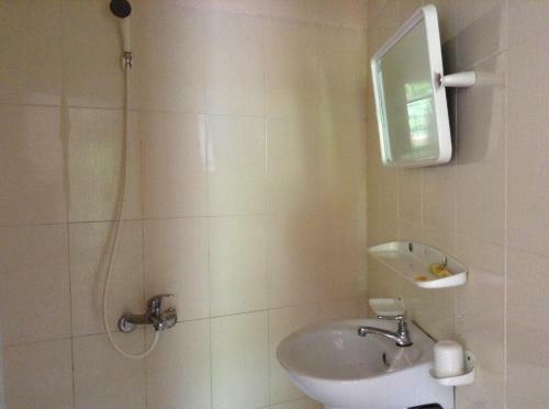 Hostal Sea Winds Resort
