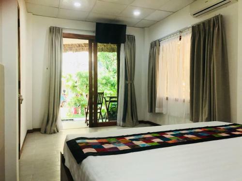 Hotel Ananda Resort