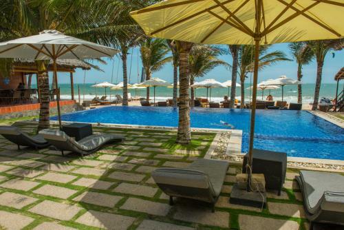 Hotel Ananda Resort