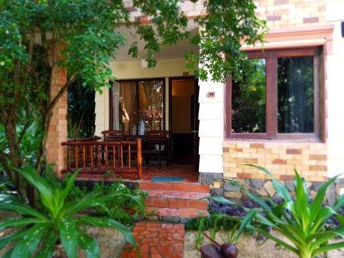 Vinh Suong Seaside Hotel And Resort