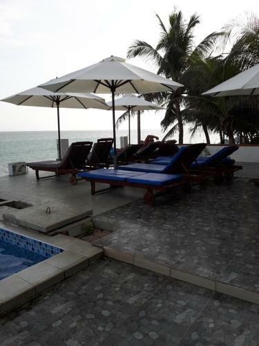 Ocean Front Hotel