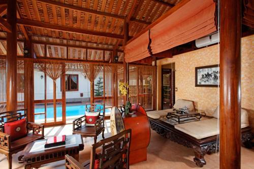 Hotel Takalau Residence & Resort