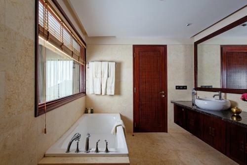 Hotel Takalau Residence & Resort