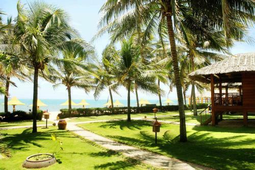 Hotel Coco Beach Resort