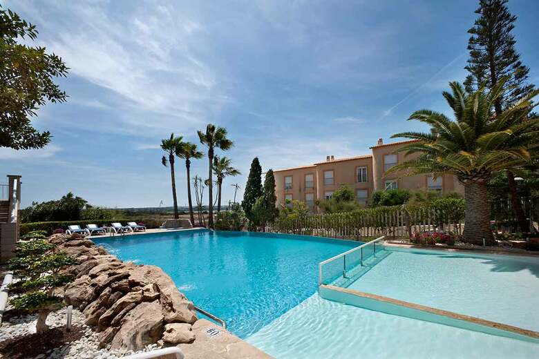Aparthotel Castavi