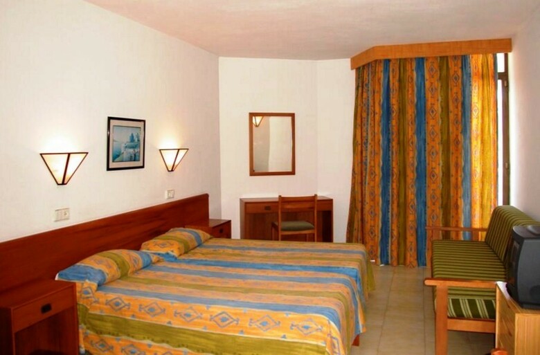 Hotel Ses Savines