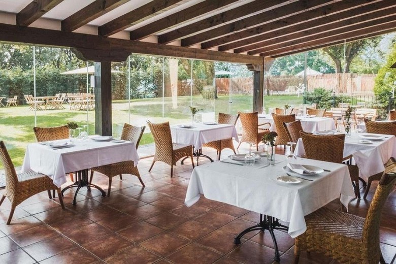 Hotel Torres De Somo
