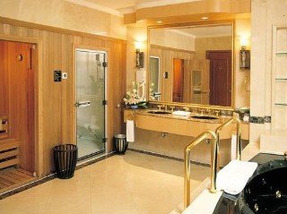 Hotel Grand Noble