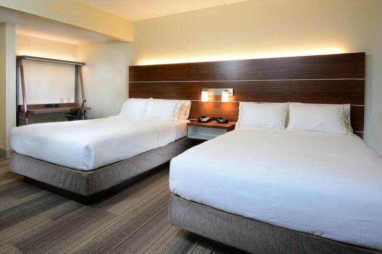 Holiday Inn Express Hotel & Suites Research Triangle Park