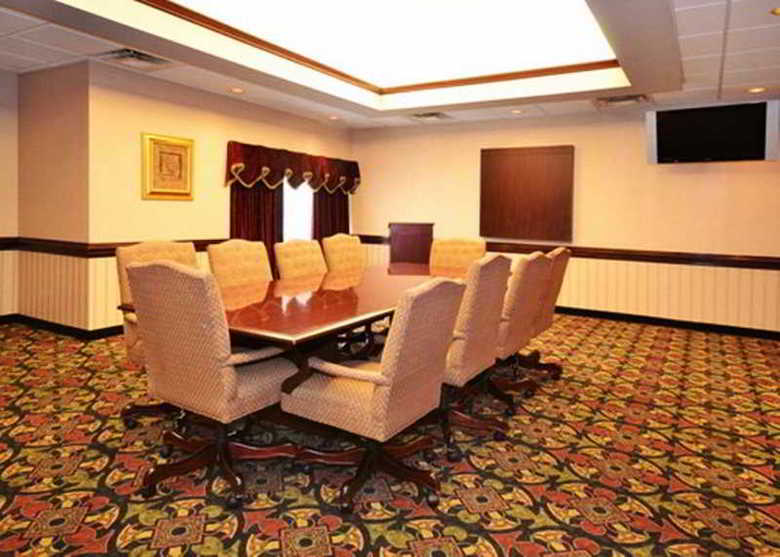 Hotel Quality Inn & Suites