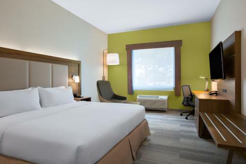 Holiday Inn Express Hotel & Suites Ontario