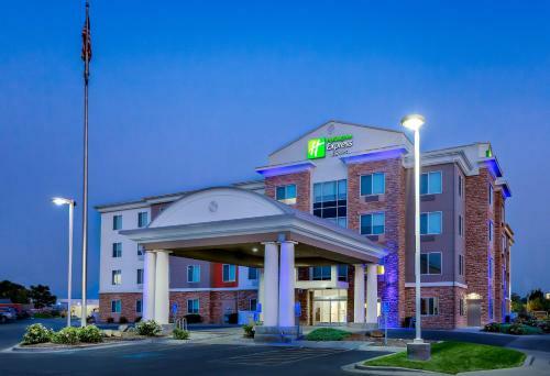 Holiday Inn Express Hotel & Suites Ontario