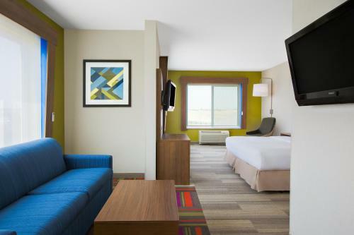 Holiday Inn Express Hotel & Suites Ontario