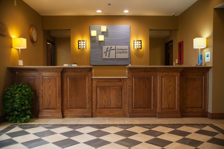 Holiday Inn Express Hotel & Suites Mountain Home