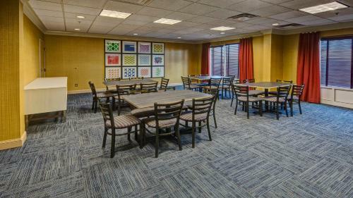 Holiday Inn Express Hotel & Suites London