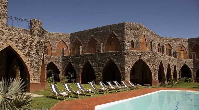 Hotel Le Mirage Desert Lodge (media Pensi�n)