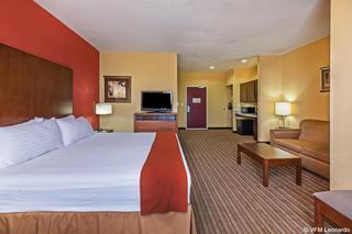Holiday Inn Express Hotel & Suites Cleveland
