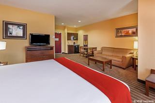 Holiday Inn Express Hotel & Suites Cleveland