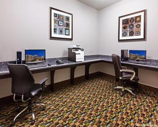 Holiday Inn Express Hotel & Suites Cleveland