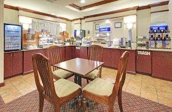 Holiday Inn Express Hotel & Suites Cleveland