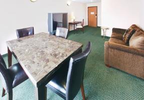 Holiday Inn Express Hotel & Suites Cleveland