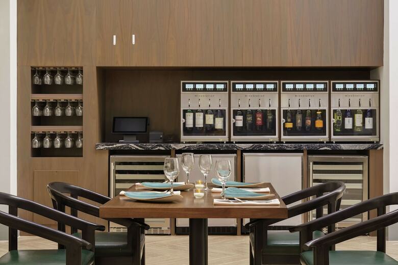 Hotel Embassy Suites Phil/valley For