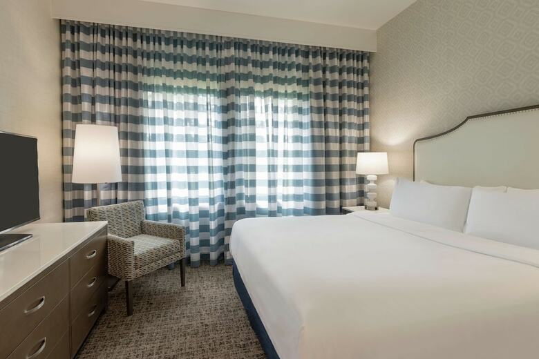 Hotel Embassy Suites Phil/valley For