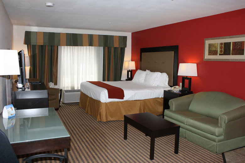 Holiday Inn Express Hotel & Suites Livingston