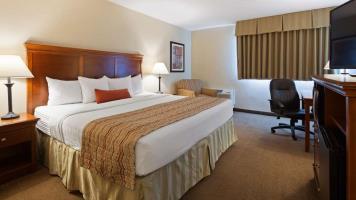 Best Western Plus Laporte Hote