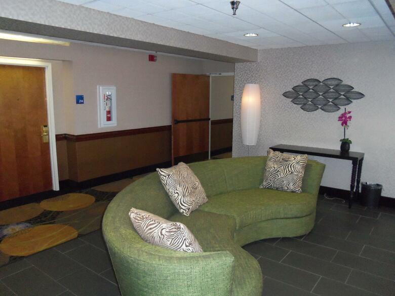 Holiday Inn Express Hotel & Suites Sanford