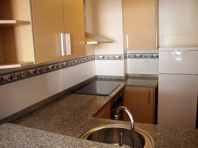 Apartamentos Benicarl� 3000