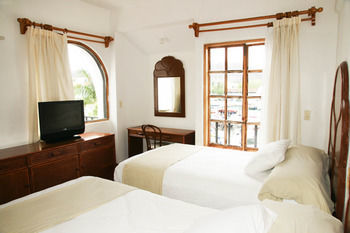 Hotel Marina Resort