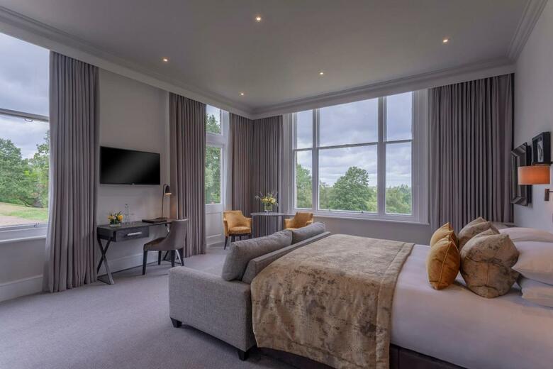 Oatlands Park Hotel