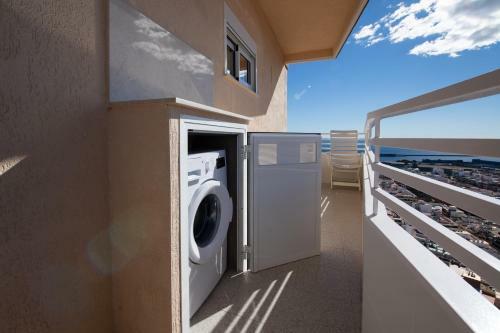 Alicante Skylights Apartments