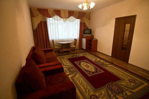 Hotel Intour Karakol