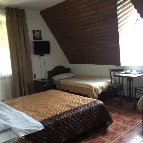Hostal Argo Guest House