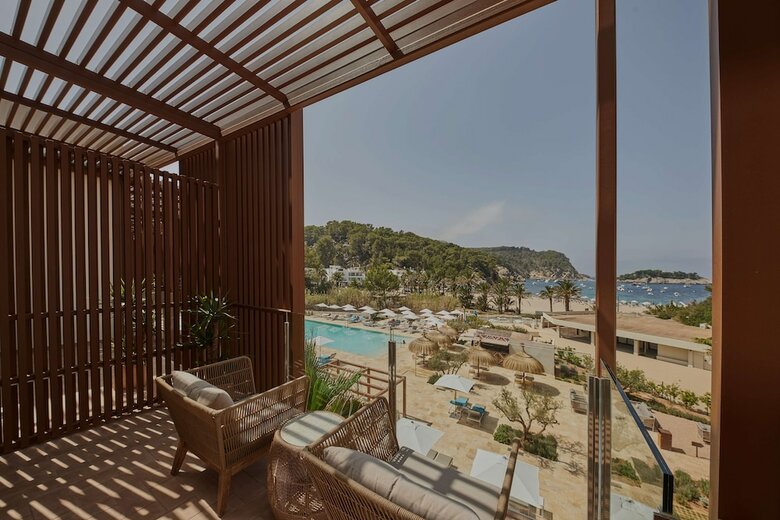 The Club Cala San Miguel Hotel Ibiza, Curio Collection By Hilton, Adults Only